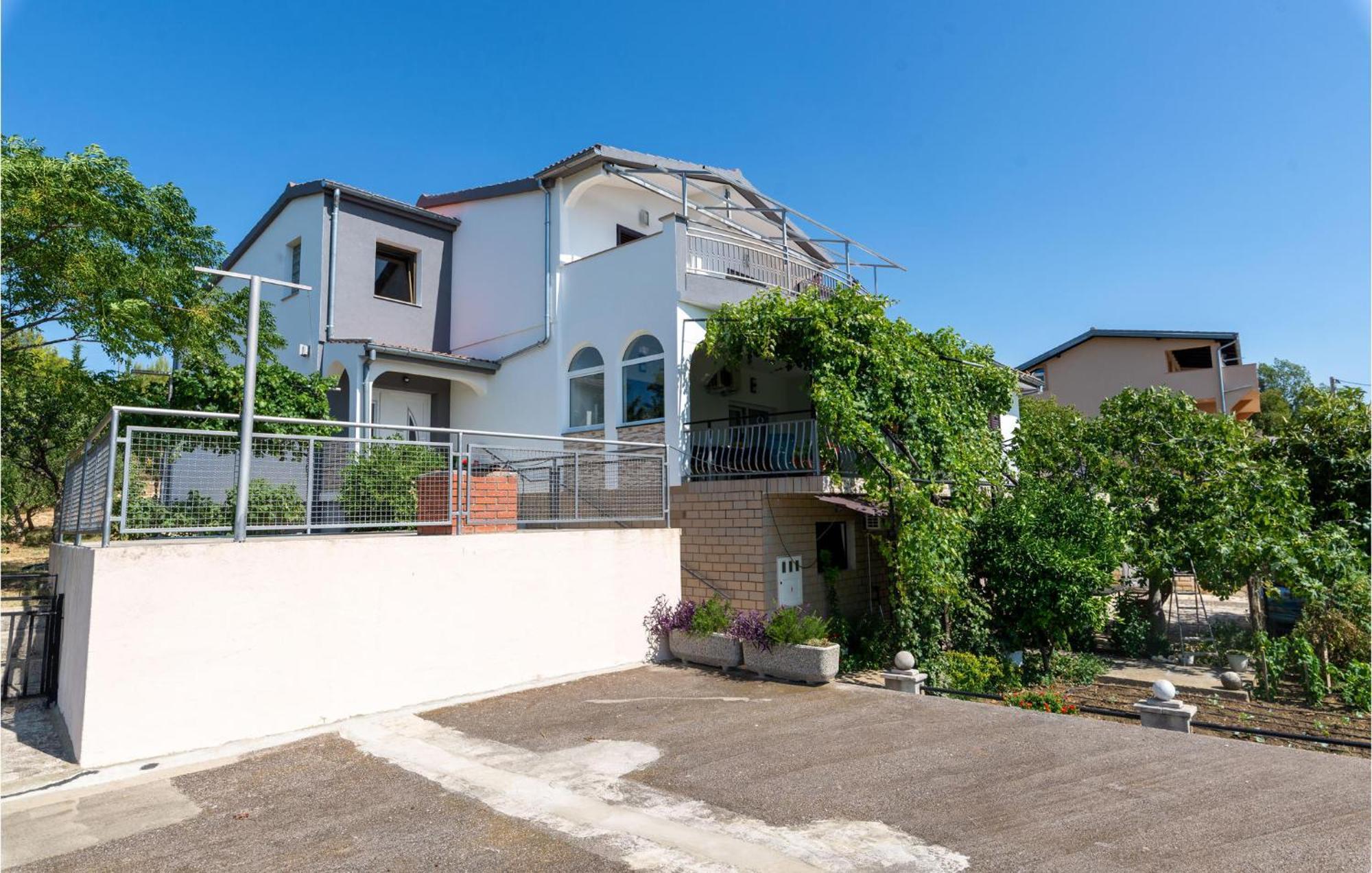 Lovely Apartment In Rovanjska With House Sea View Eksteriør billede