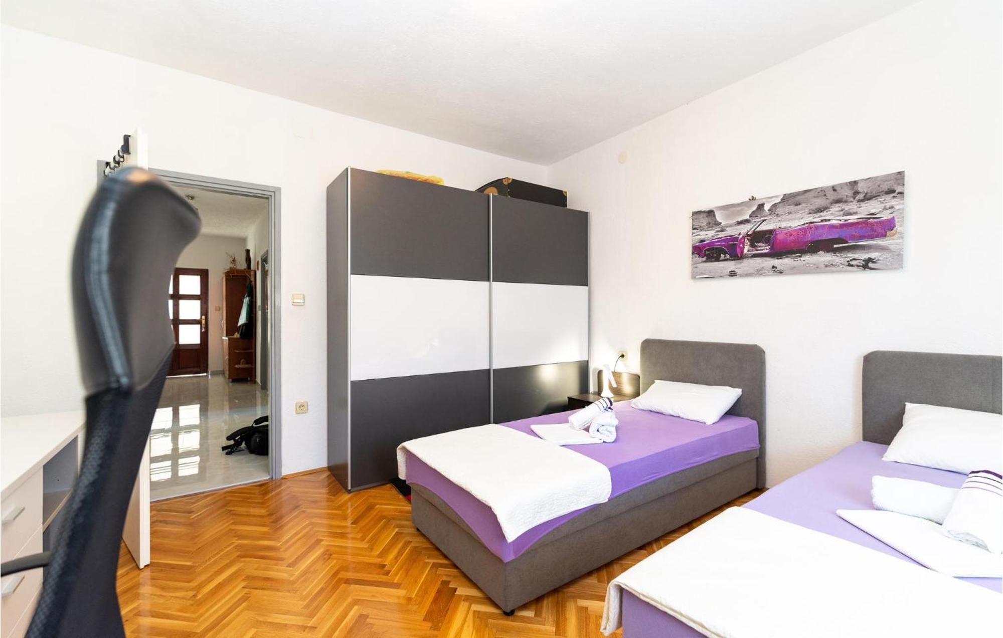 Lovely Apartment In Rovanjska With House Sea View Eksteriør billede