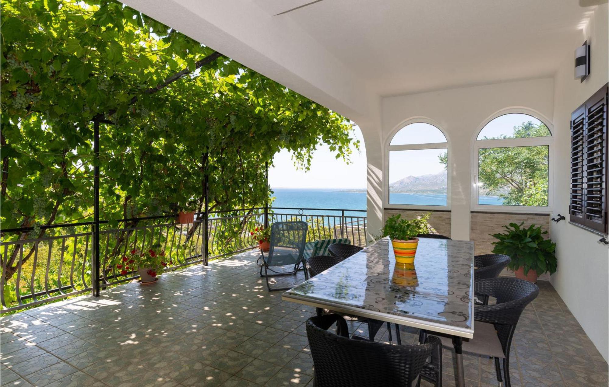 Lovely Apartment In Rovanjska With House Sea View Eksteriør billede